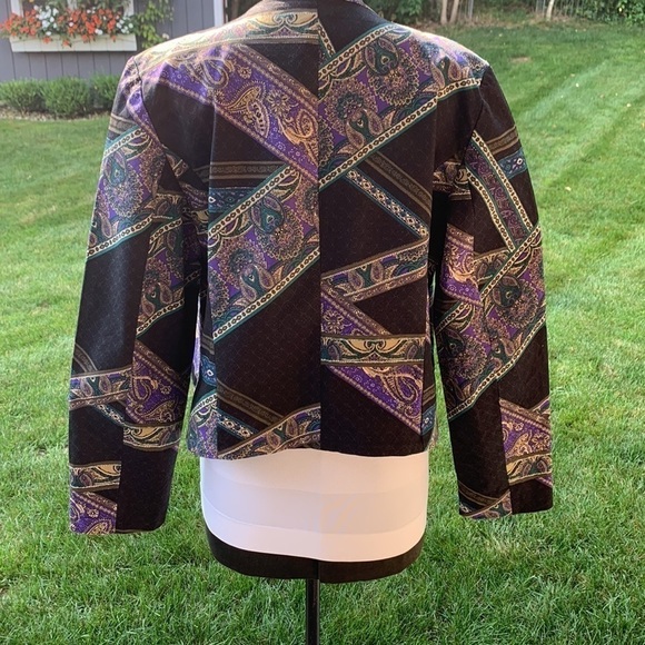 Chicos jacket size 2 fully lined zipper pockets abstract design  durable… - Picture 6 of 15